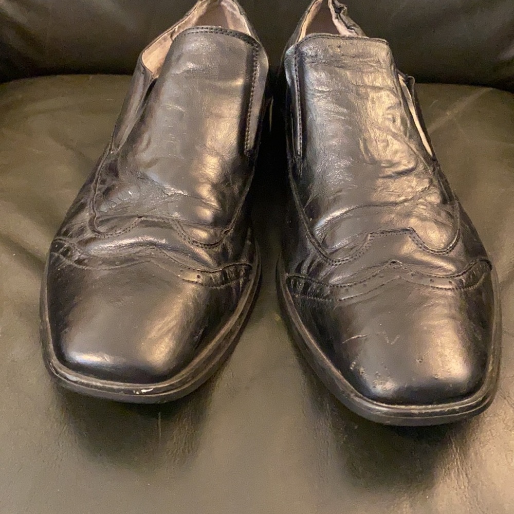 Men’s dress shoes